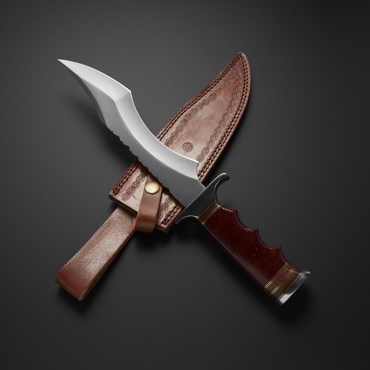 Tracker Hunting Bowie Knife with Leather Sheath – Razor Sharp & Collectible Knives Craft