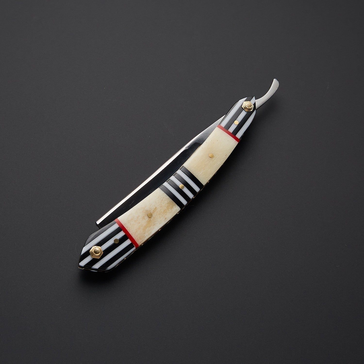 Stainless Steel Straight Razor Elegant Striped Camel Bone Handle, Leather Sheath Knives Craft