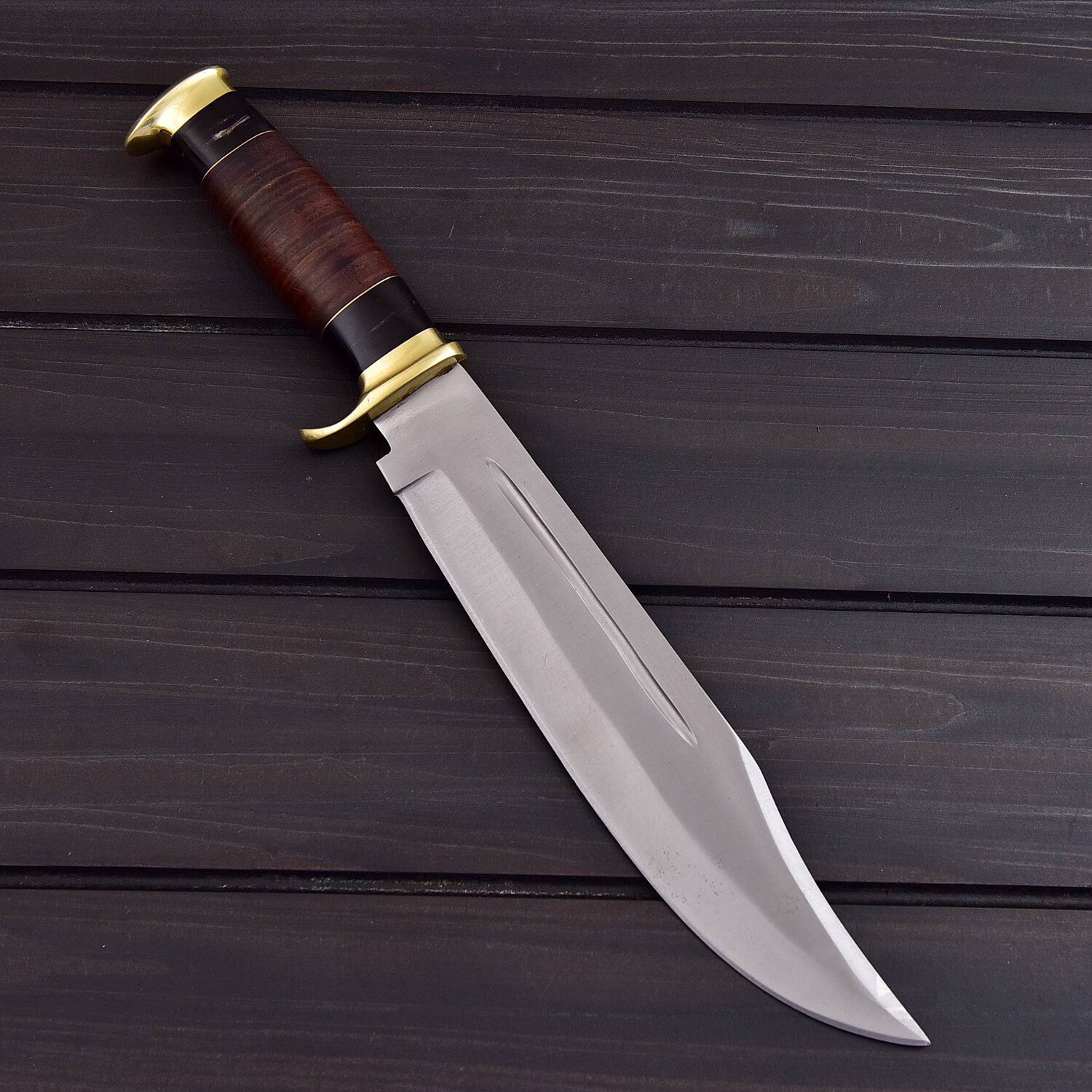 Classic Bowie Hunting Knife with Leather Sheath – Outdoor & Collectible Knives Craft