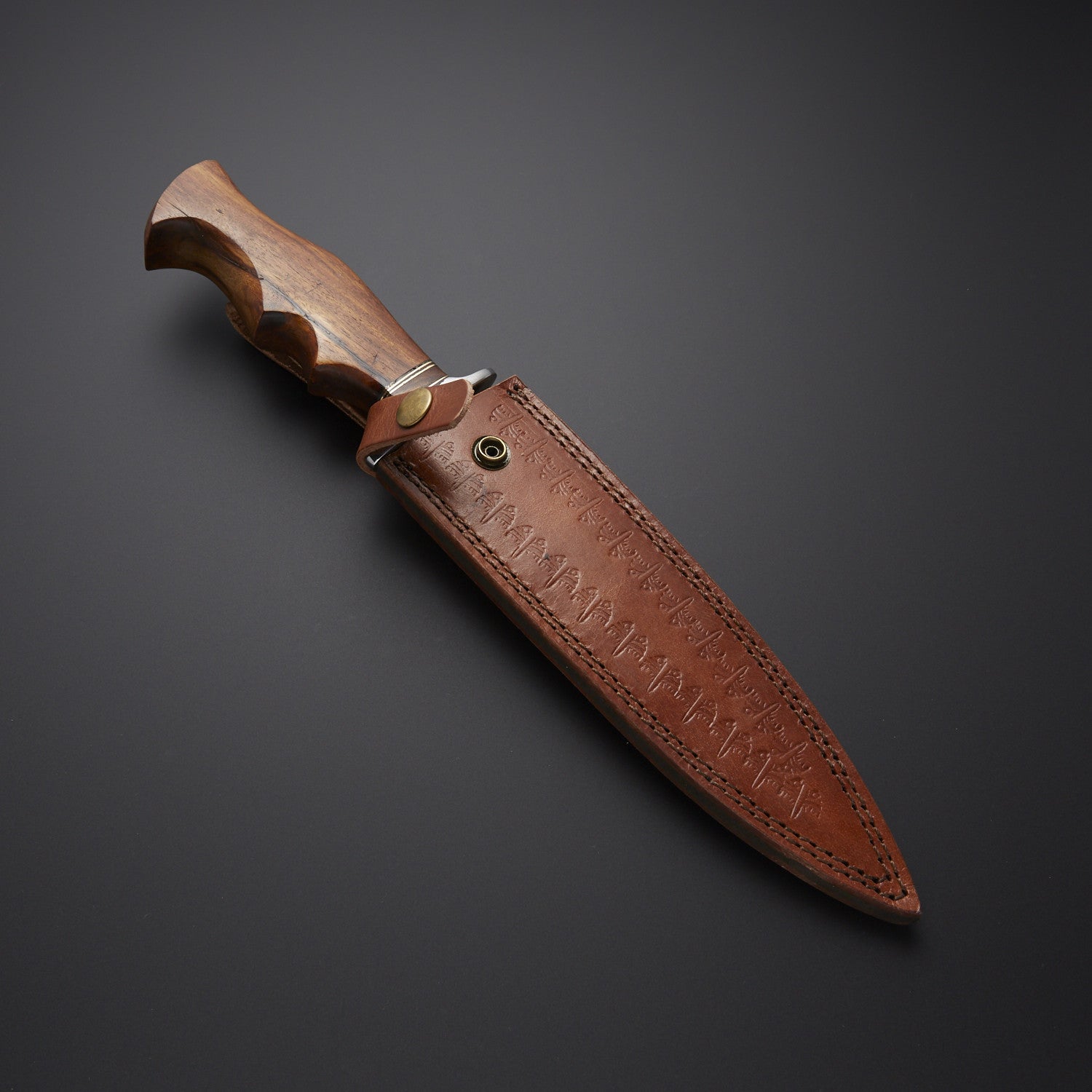 Handcrafted Hunting Knife with Wooden Handle & Leather Sheath Knives Craft