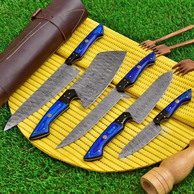 5-Piece Professional Damascus Kitchen Knife Set with Blue Handles & Leather Roll Bag Knives Craft