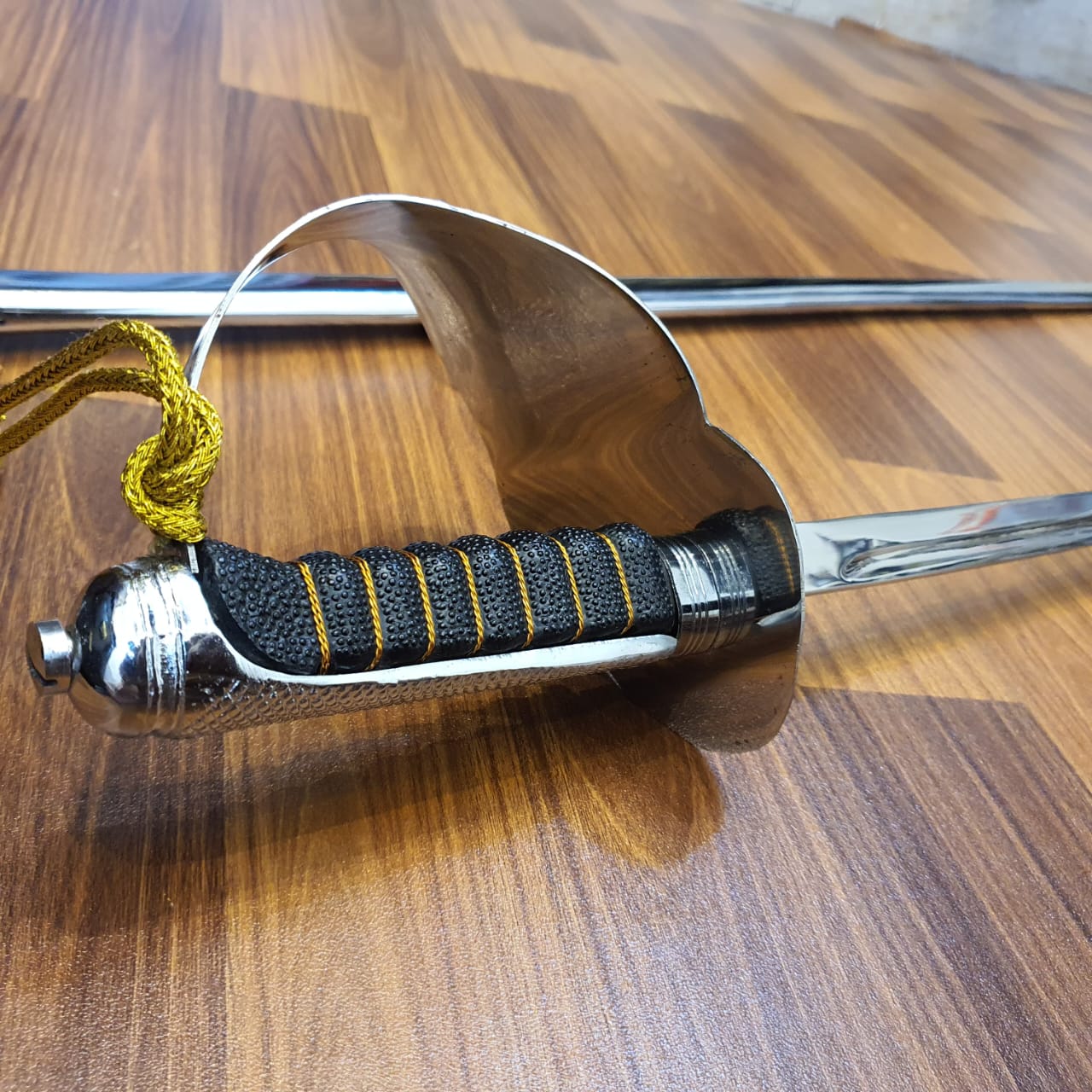 Traditional Military-Style Sabre Sword Knives Craft