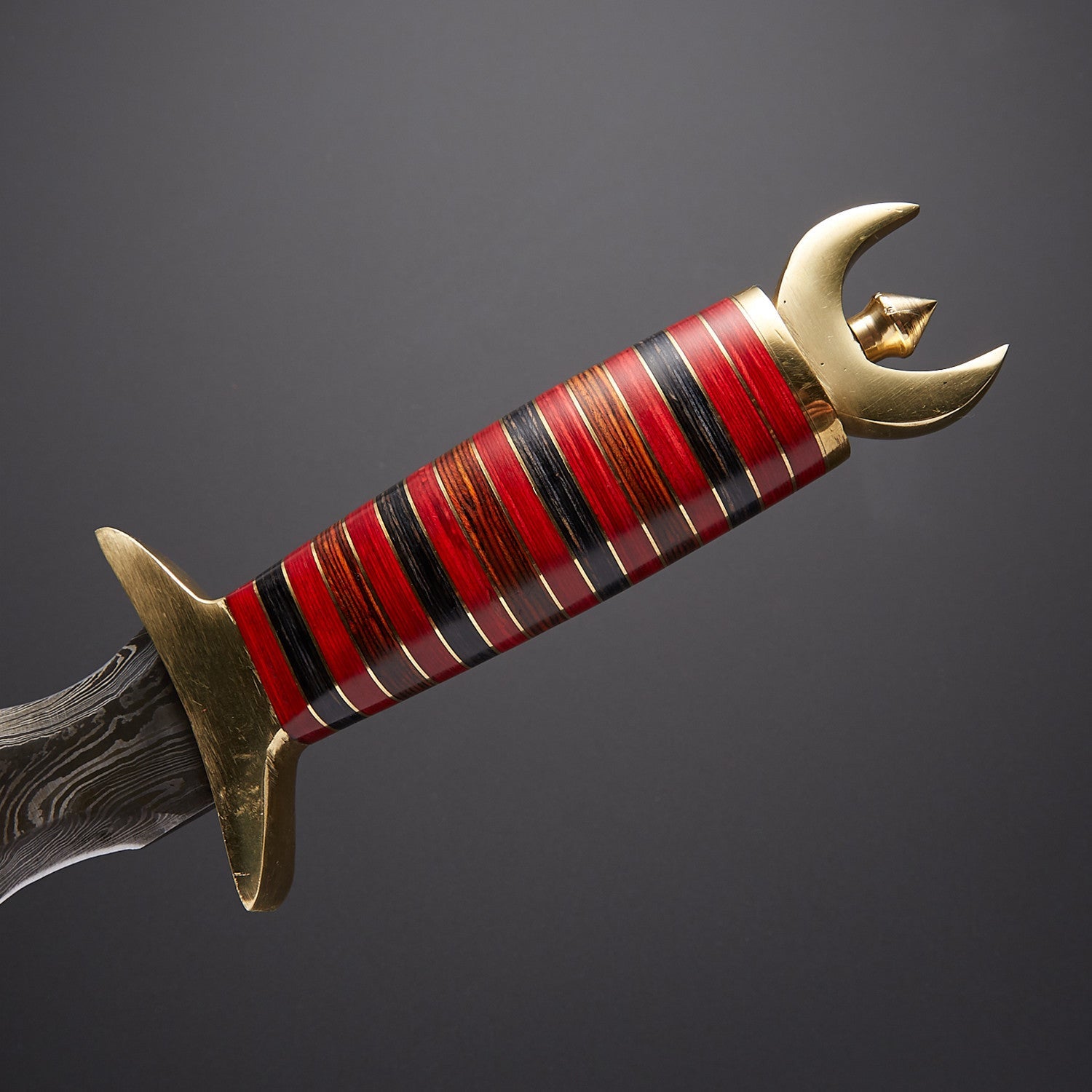 Handmade Damascus Steel Wavy Blade Dagger with Leather Sheath Knives Craft