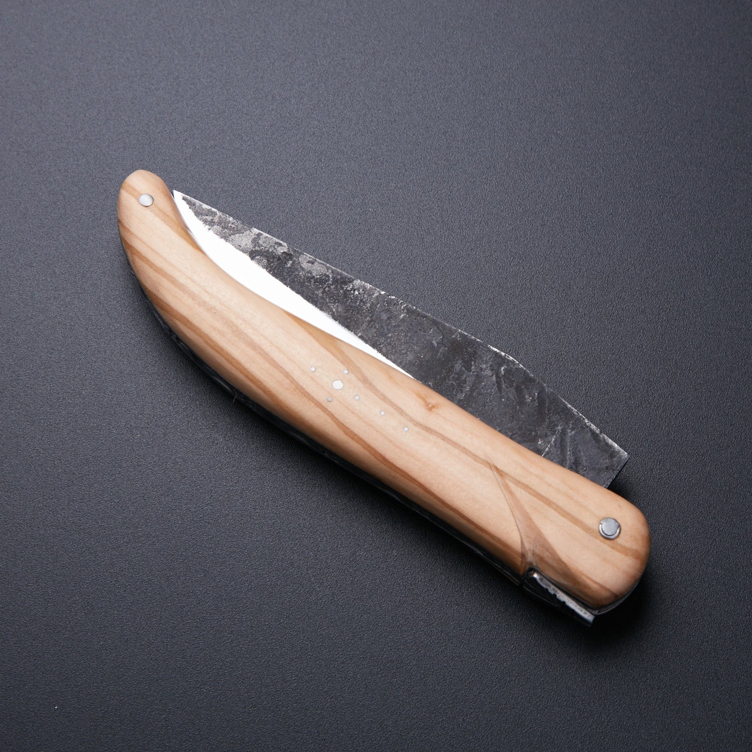 Handcrafted Damascus Folding Knife - Premium Steel Blade, Elegant Wooden Handle 🔪 Knives Craft