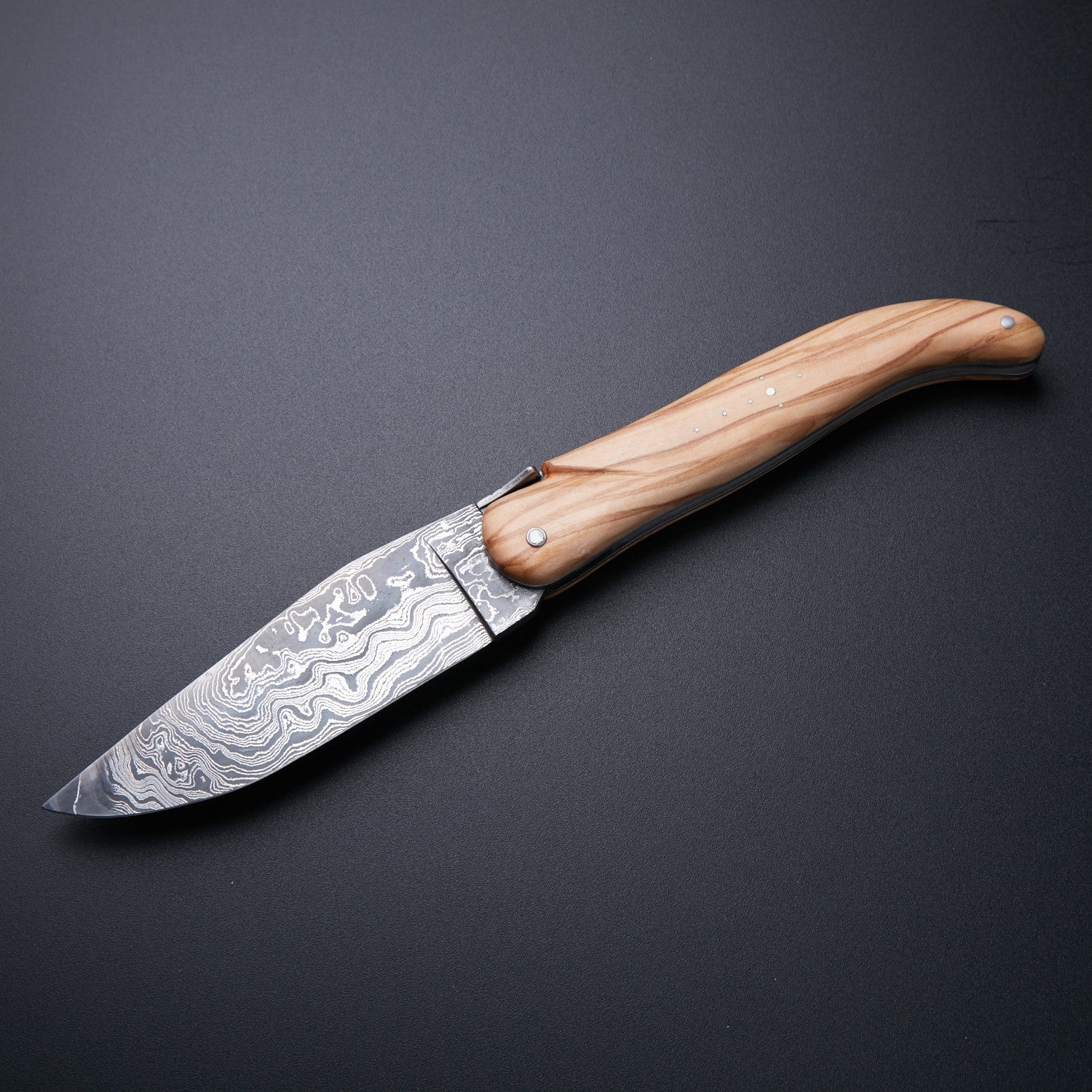 🔪 Hand-Forged Damascus Steel Folding Knife with Decorative Spine & Wooden Handle 🔪 Knives Craft
