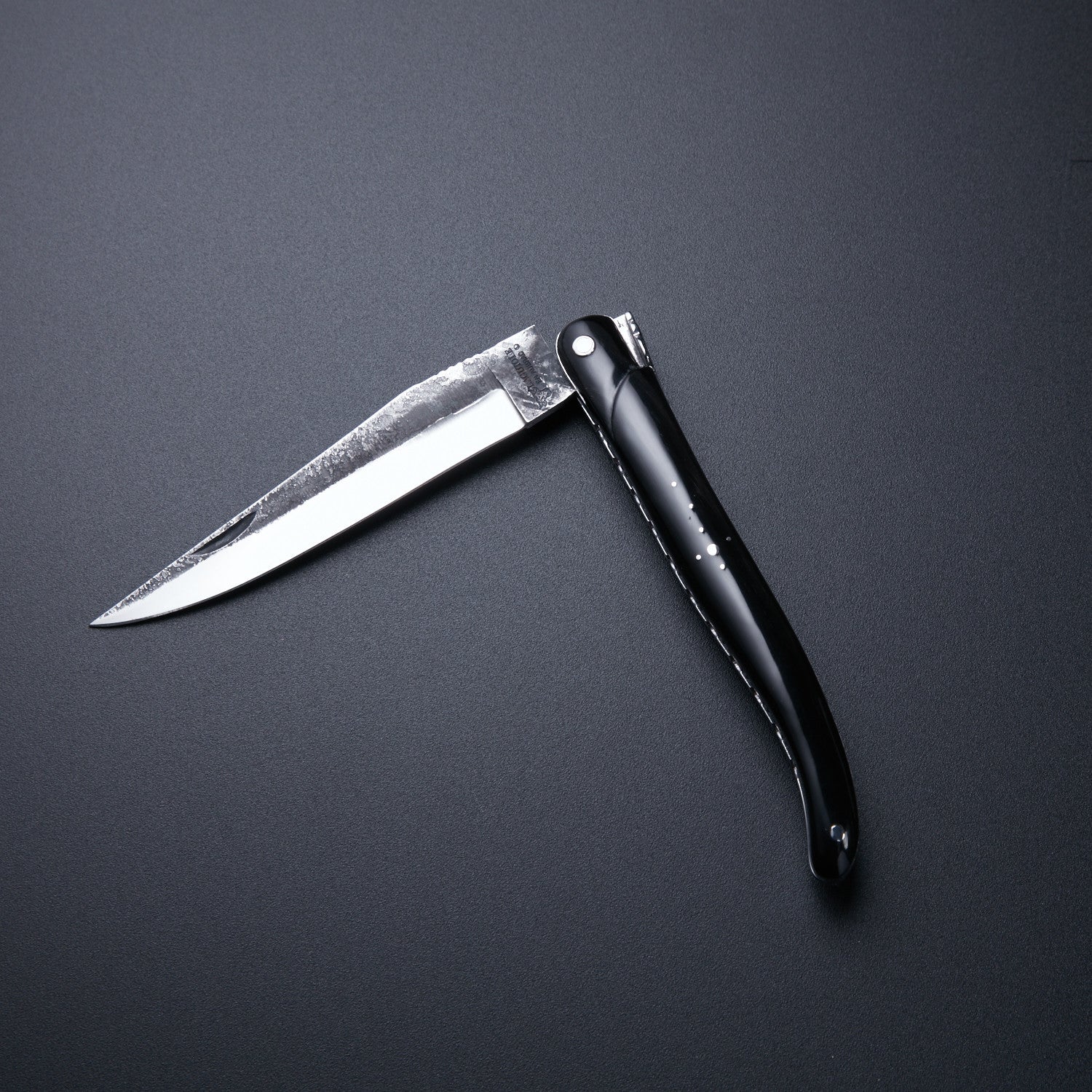 Damascus Steel Folding Knife - Sharp Blade, Elegant Black Handle 🔪 Knives Craft