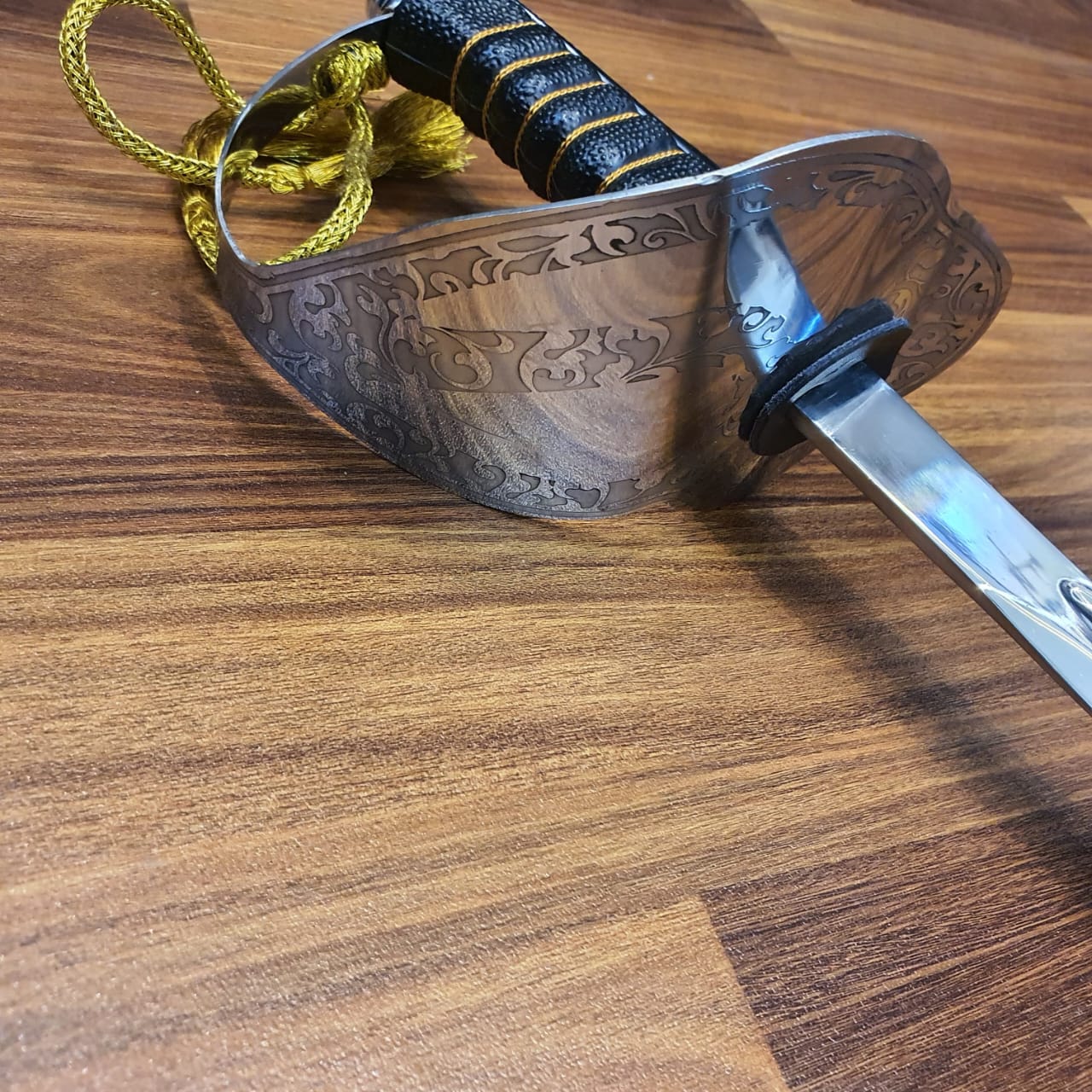 Traditional Military-Style Sabre Sword Knives Craft