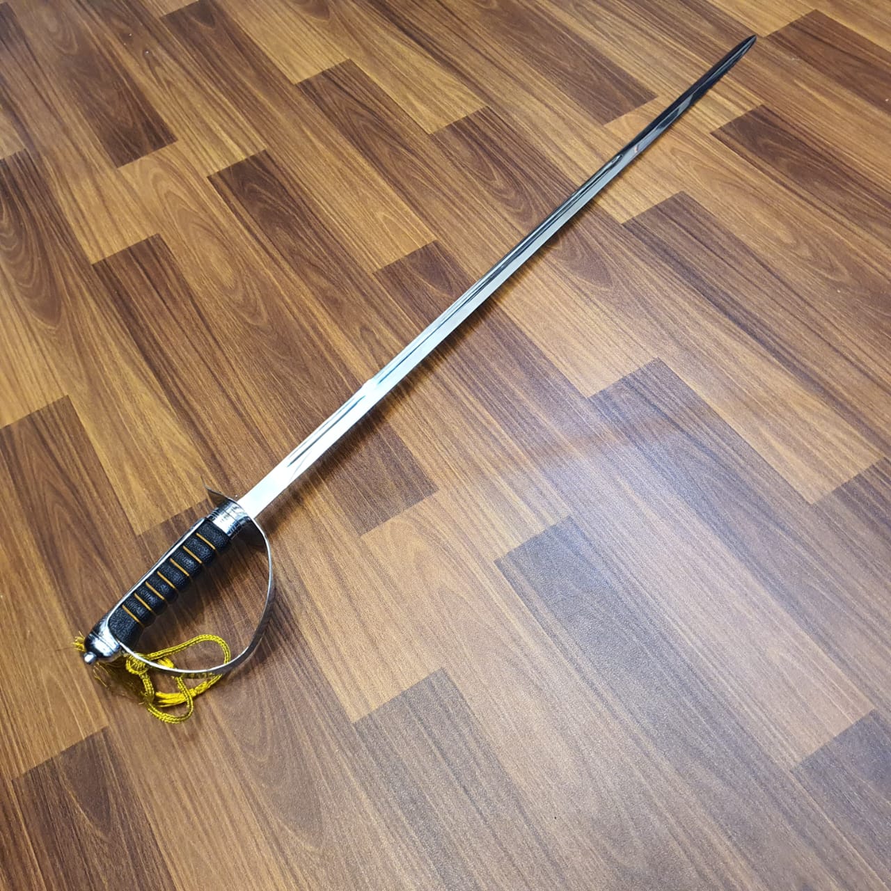 Traditional Military-Style Sabre Sword Knives Craft