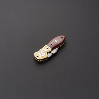 Luxury Damascus Steel Folding Knife - Gold Handle, Leather Sheath 🔪 Knives Craft